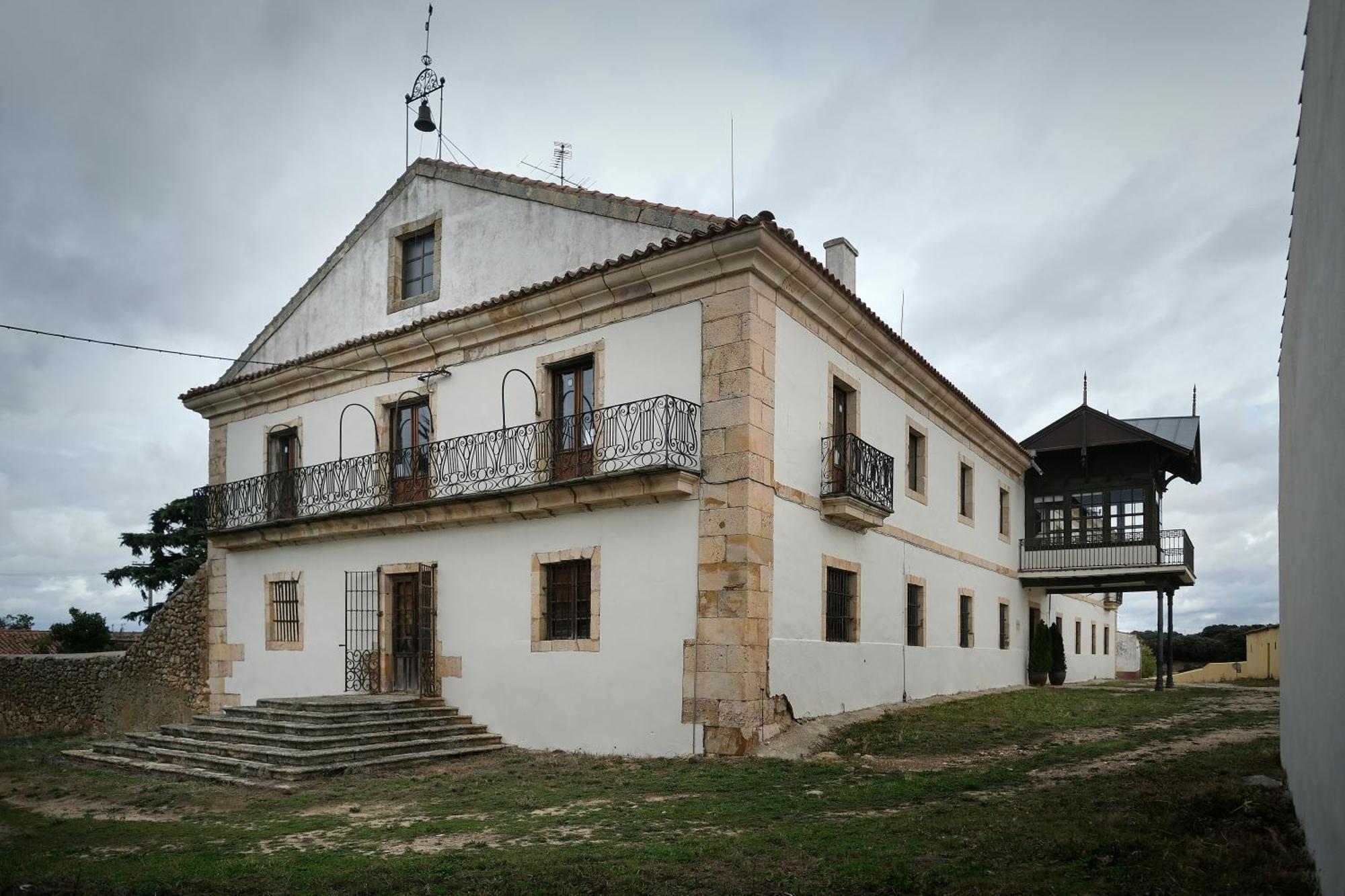 Casa Rural Palacio Conde De Aldana Con Piscina Entre Encinares Y Dehesas Terradillos المظهر الخارجي الصورة