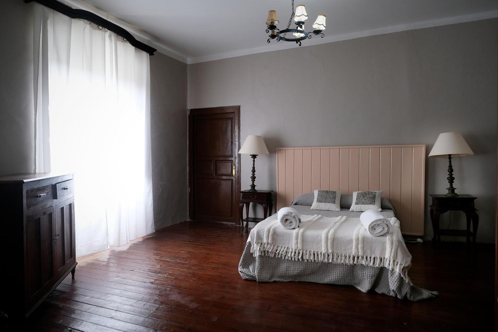 Casa Rural Palacio Conde De Aldana Con Piscina Entre Encinares Y Dehesas Terradillos المظهر الخارجي الصورة