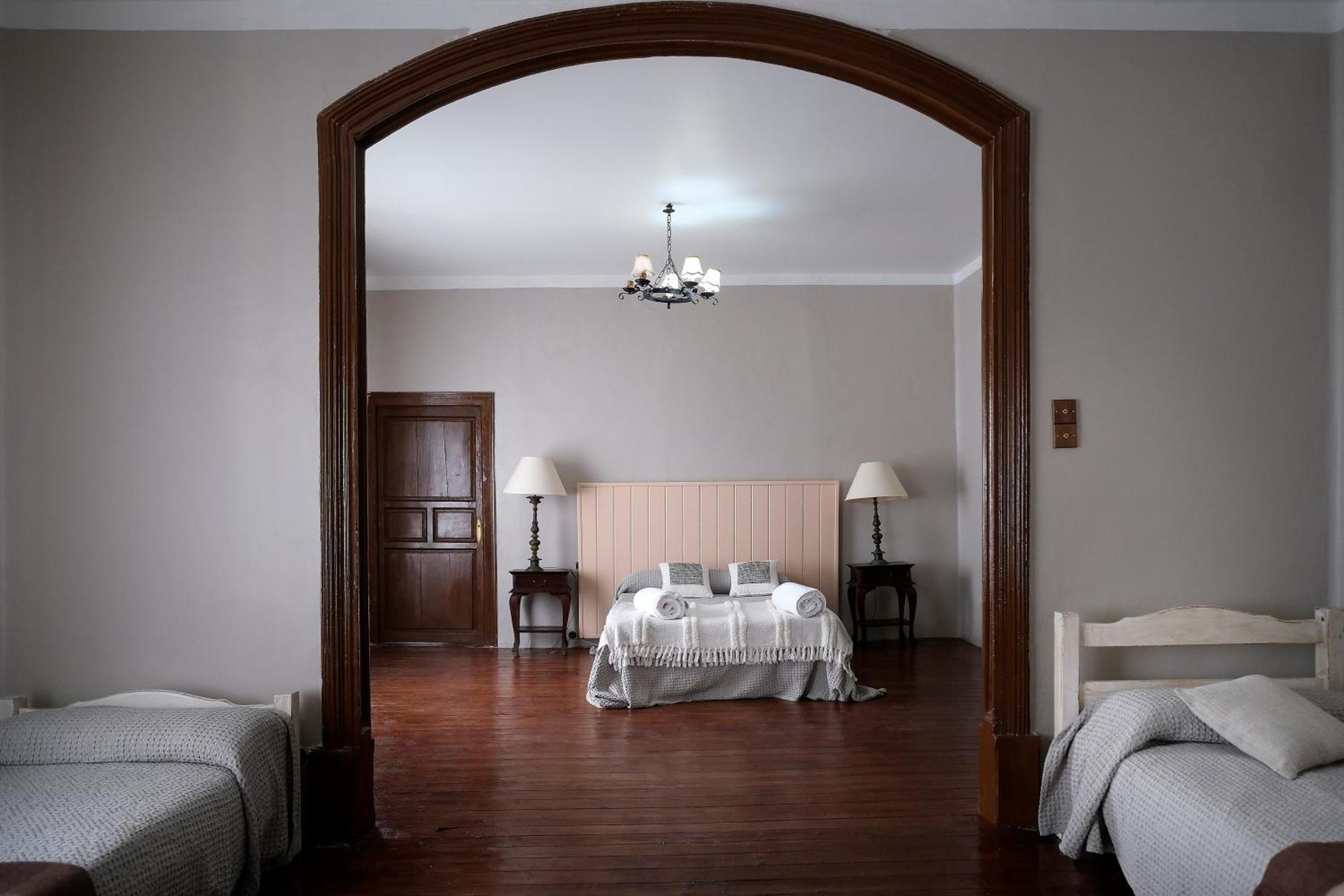Casa Rural Palacio Conde De Aldana Con Piscina Entre Encinares Y Dehesas Terradillos المظهر الخارجي الصورة