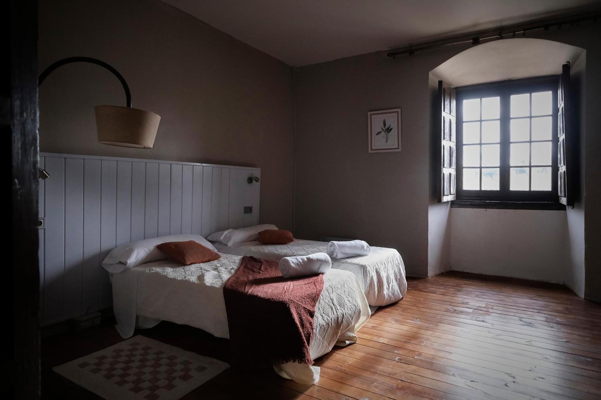 Casa Rural Palacio Conde De Aldana Con Piscina Entre Encinares Y Dehesas Terradillos المظهر الخارجي الصورة